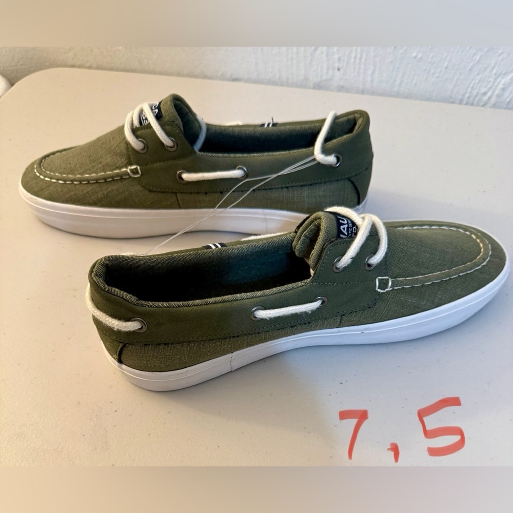 Nautica Men's Green Canvas Shoes